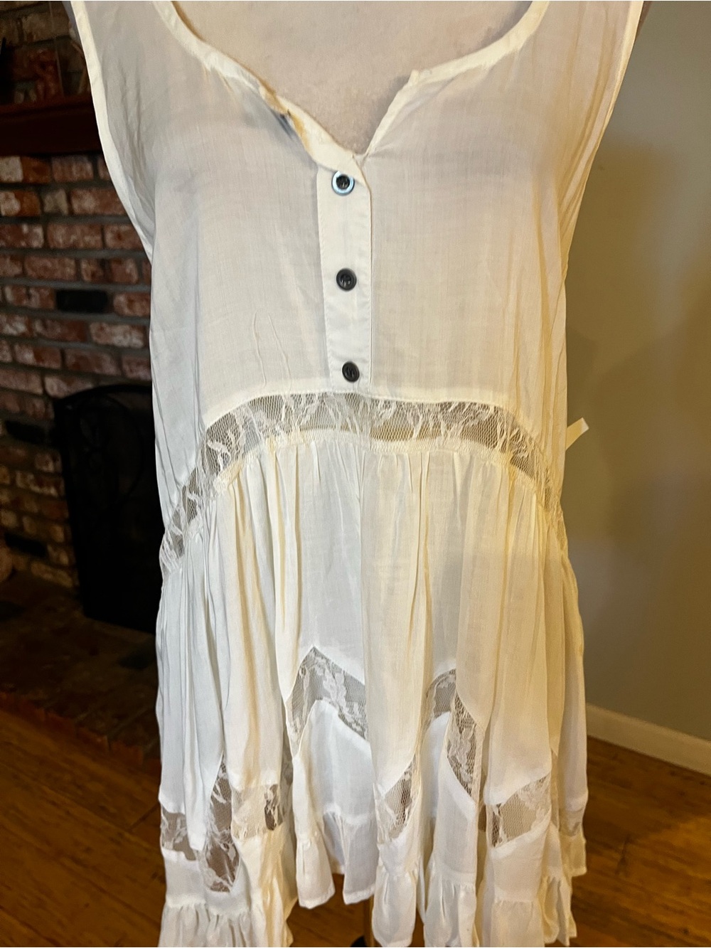 Free People Cream Sleeveless Lace-Trim Tunic - Picture 2 of 7